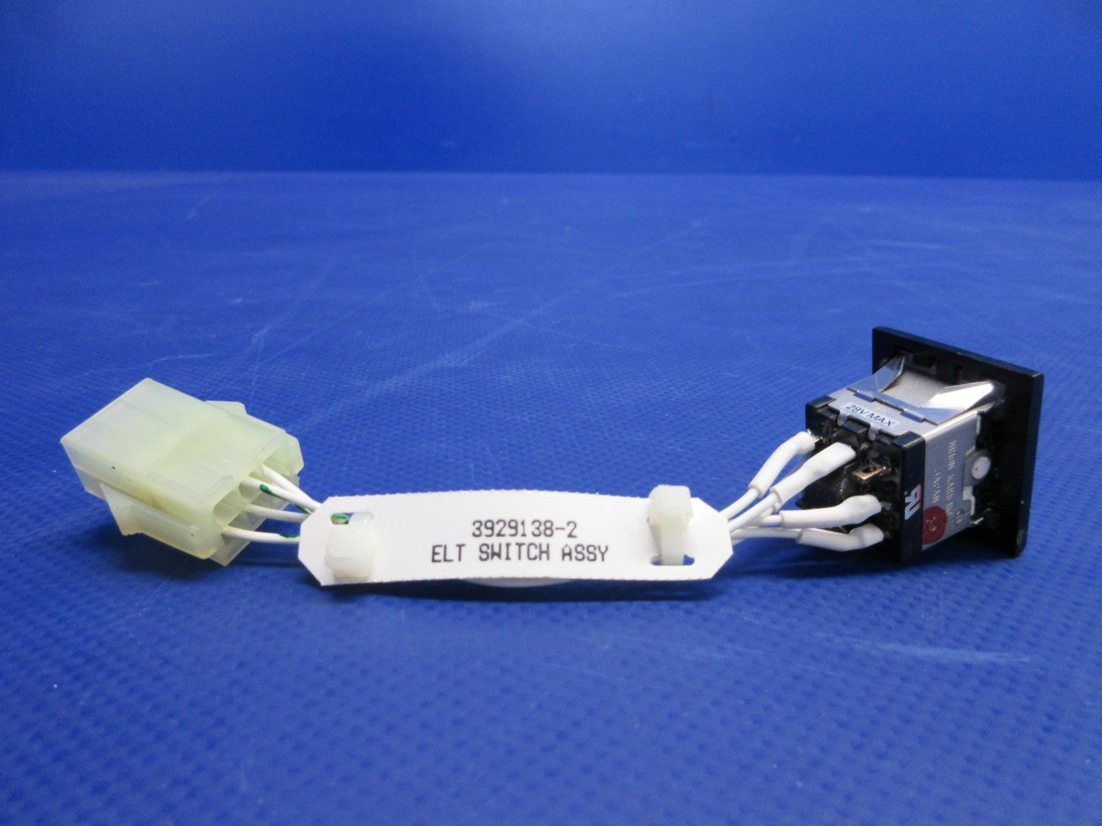 Cessna ELT Switch P/N 3929138-2 NOS (0826-733)4