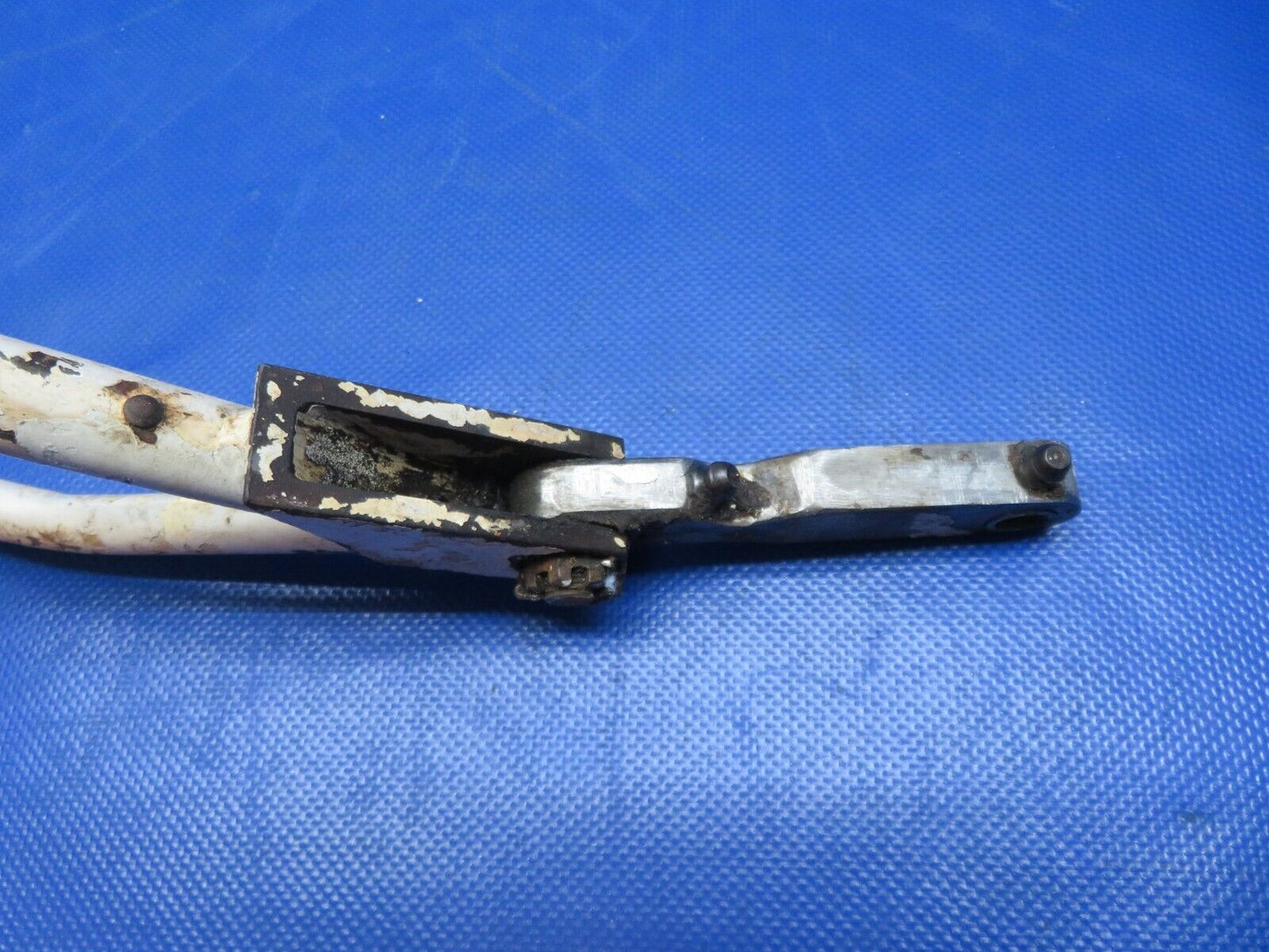 Mooney M20 / M20E LH MG Retract Truss & Link P/N 5256-1 SSBY 520006-1 (0424-157)