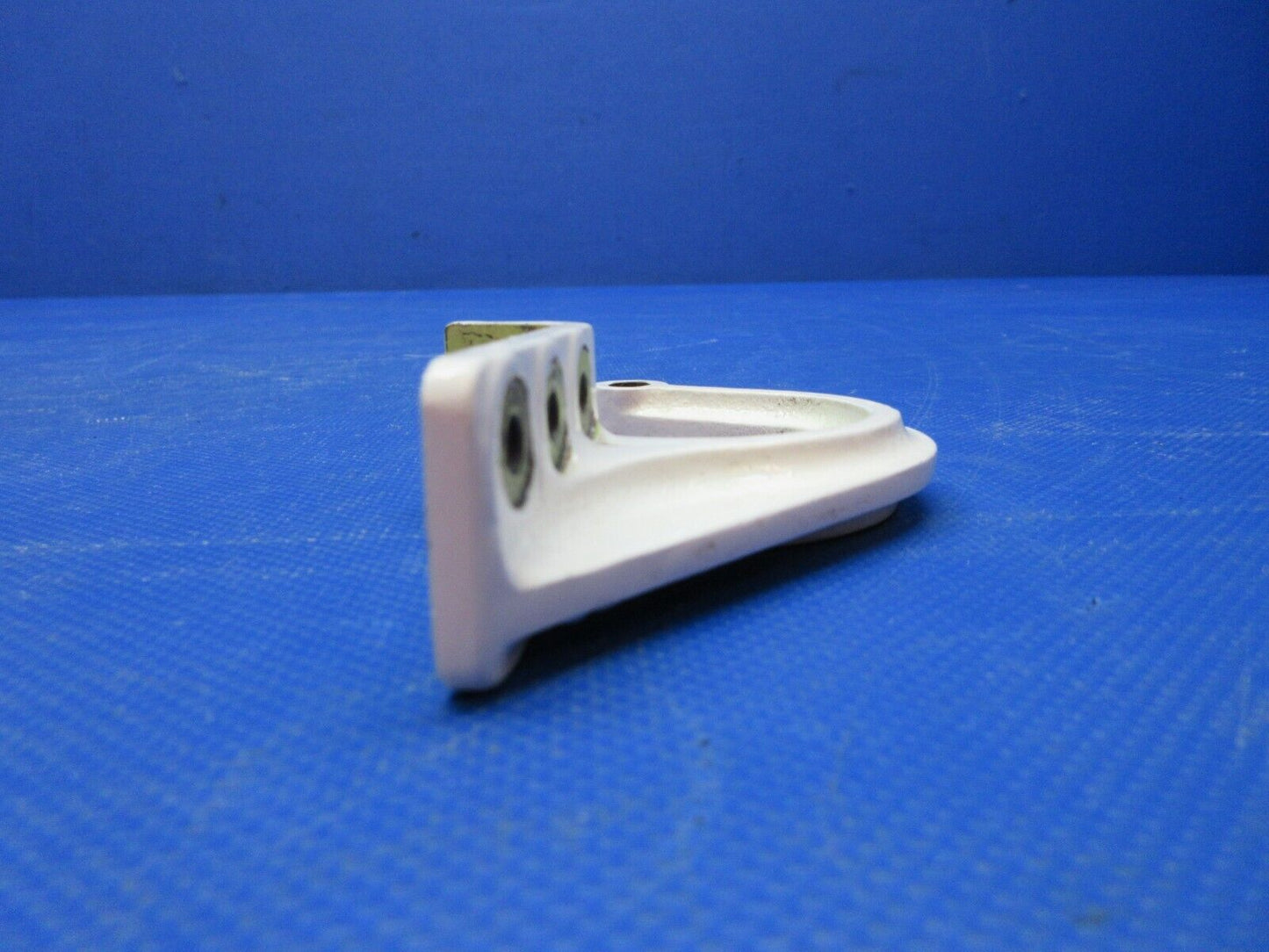Beech A36 Bonanza Hinge Main Gear Door AFT INBD RH P/N 35-815016-5 (0924-1313)