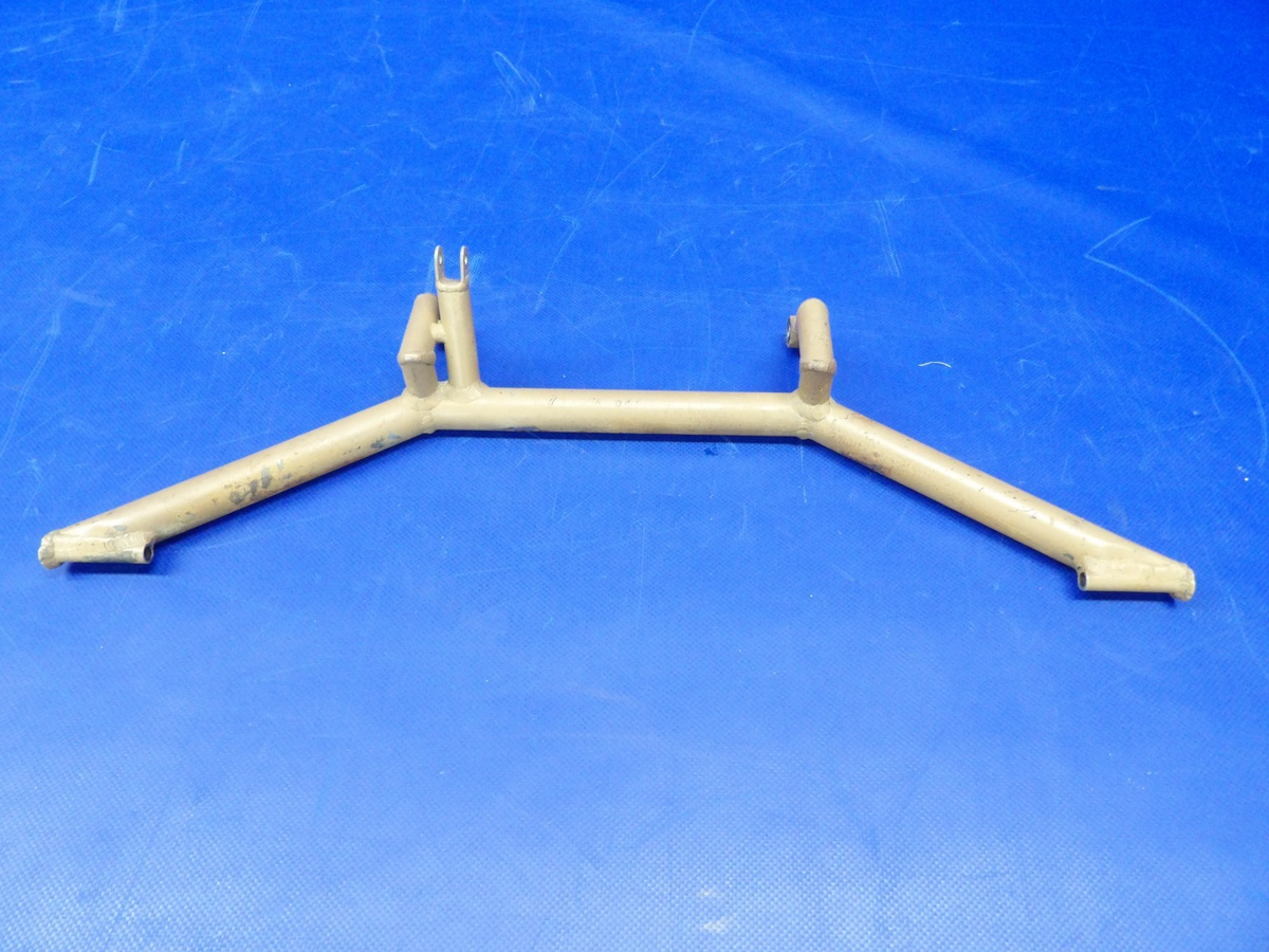 Mooney M20 / M20C Aileron Control Yoke P/N 7058 (0426-1440)4