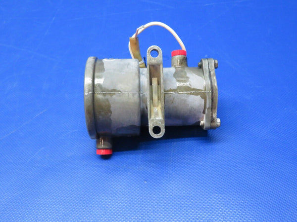 Beech 19A Musketeer Electric Fuel Boost Pump Assy P/N 106143 TESTED (0524-100)