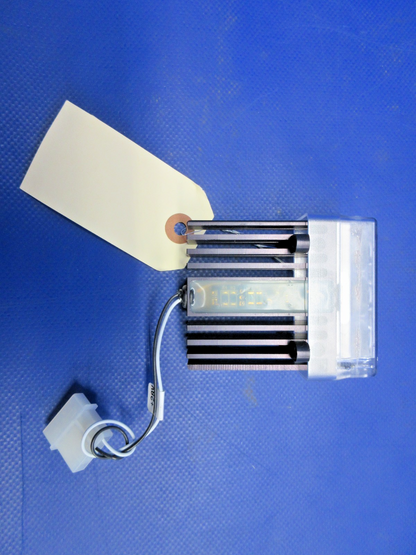 Cirrus SR20 / SR22 LED Recognition Light 28V P/N 18278-002 NOS (0326-983)7