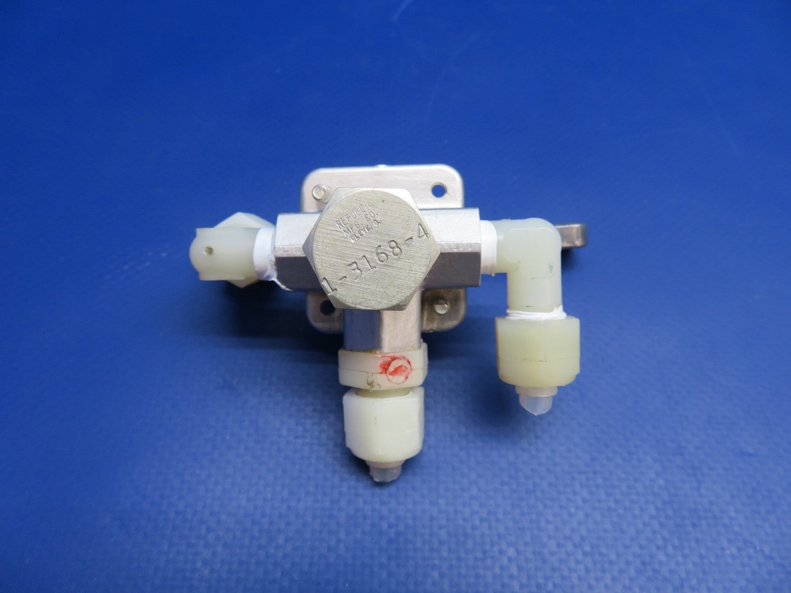Cessna 421 Republic Static Air Selector Valve P/N 1-3168-4 (0426-1704)1