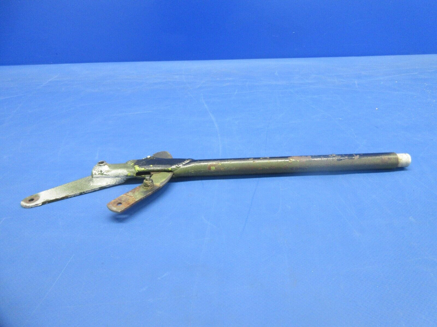 Piper PA-20 Pacer Flap Control Lever Assy P/N 12494-00 (1024-774)