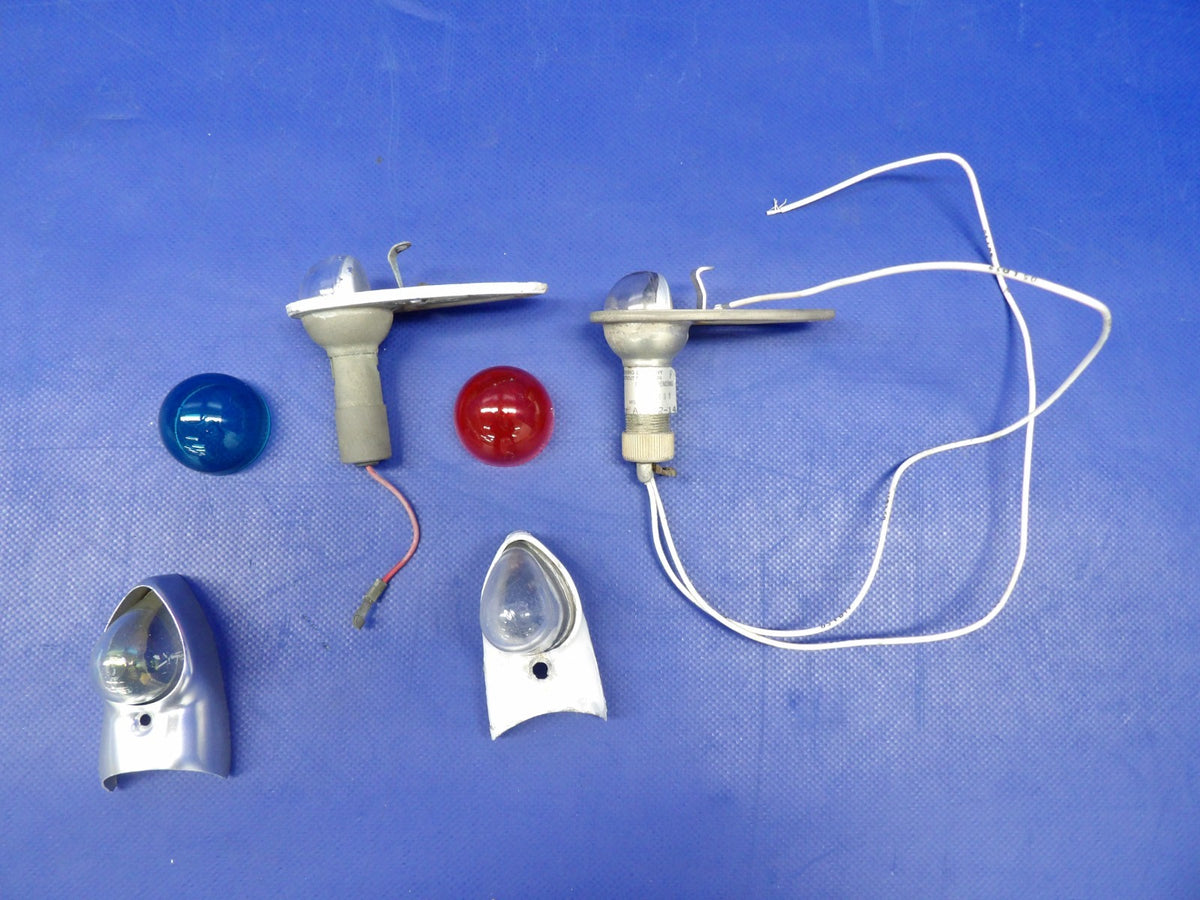 Whelen Wing Tip Position Light LH & RH P/N A650-PG (0526-1351)2