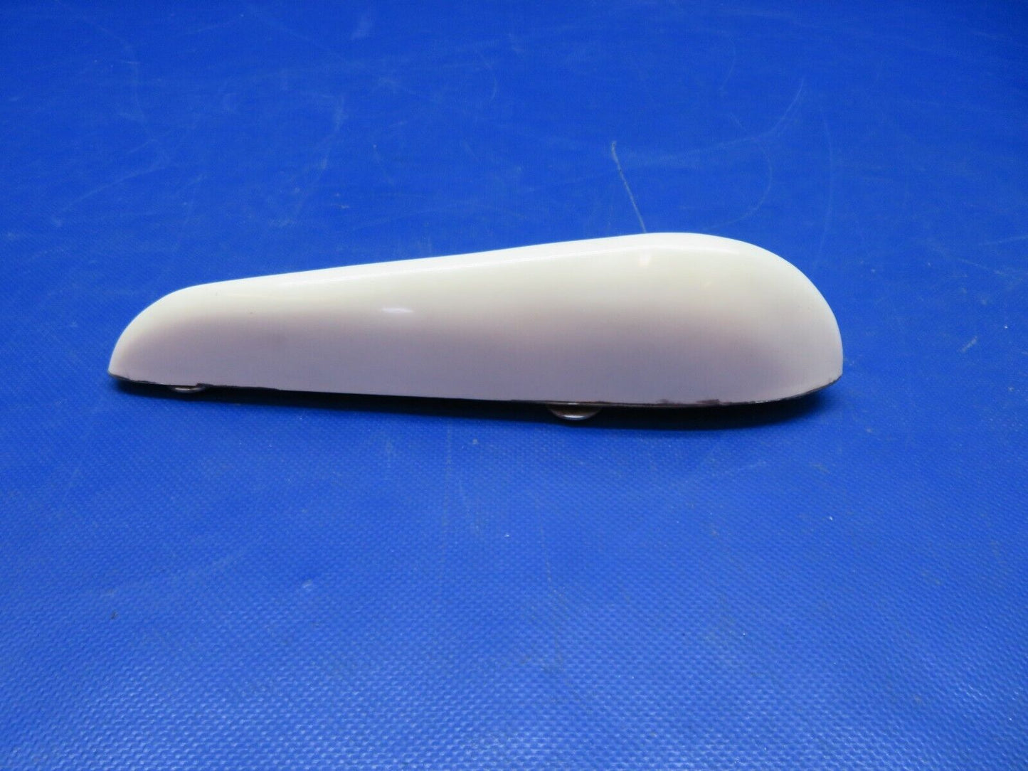 Piper PA-28-161 Warrior Comant Marker Beacon Antenna P/N CI102 (0724-208)