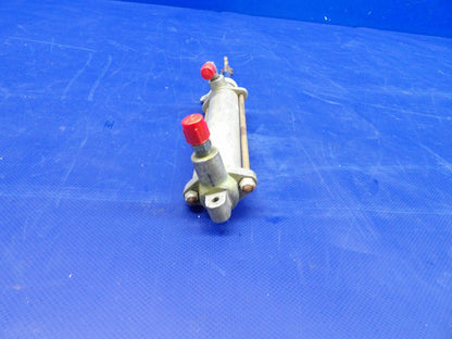Globe GC-1B Swift Adel Hydraulic Flap Cylinder P/N N-15518-2 (0326-411)3