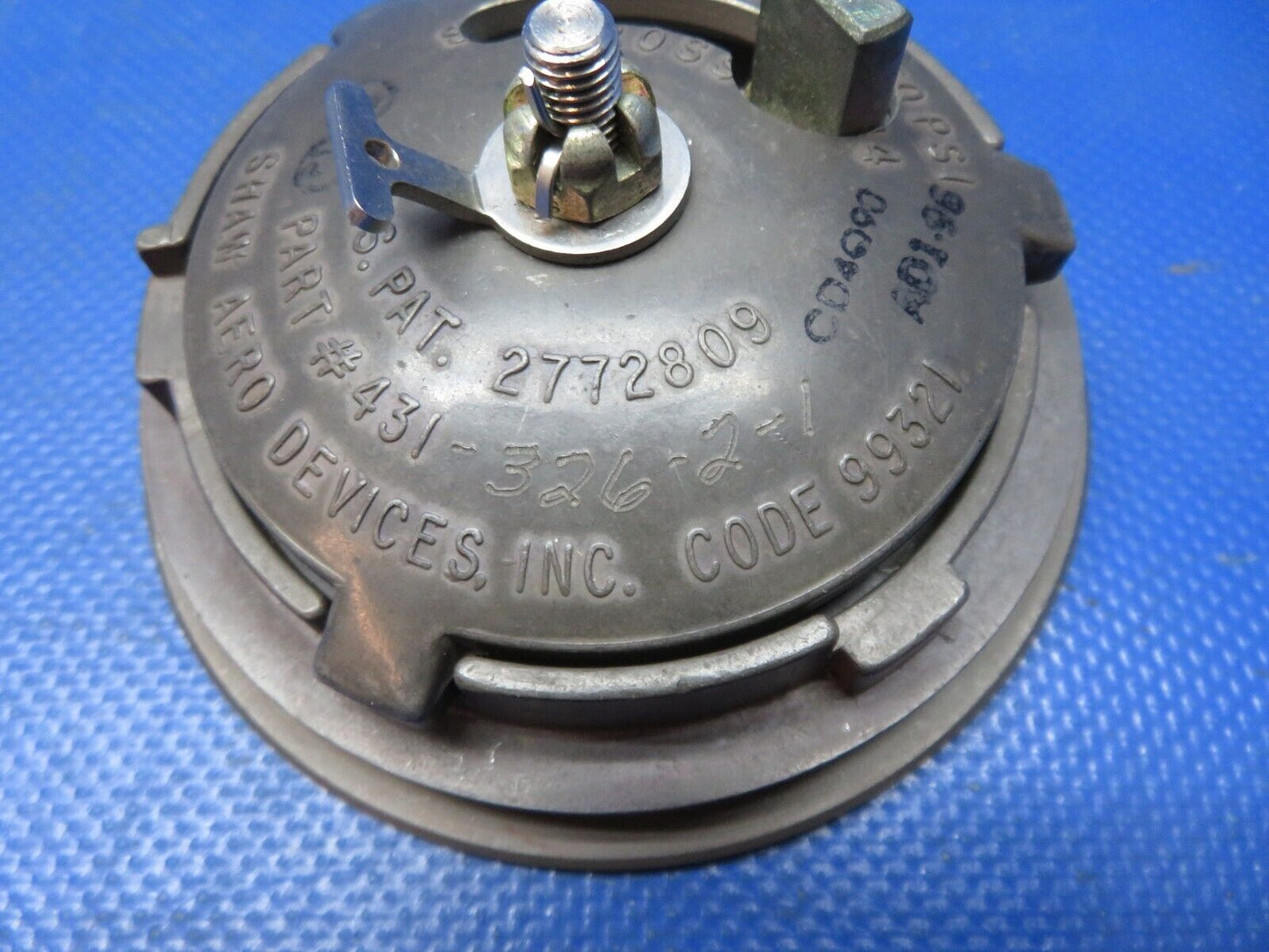 Shaw Aero Sz 3 Locking Fuel Cap & Keys 431-326-2-1 NOS (1024-241)