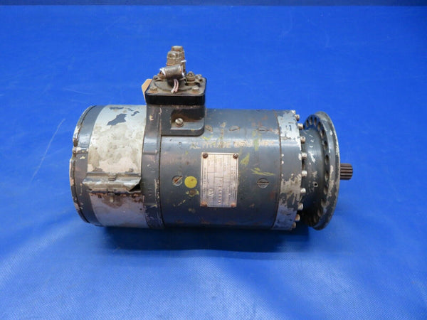 Westinghouse Elec & MFG Aircraft DC Generator 28.5v 7A5838-GR1A CORE (1024-235)