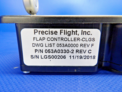 Cirrus SR22 Precise Flight Flap Panel Switch P/N 24642-012 NOS (0426-1246)1