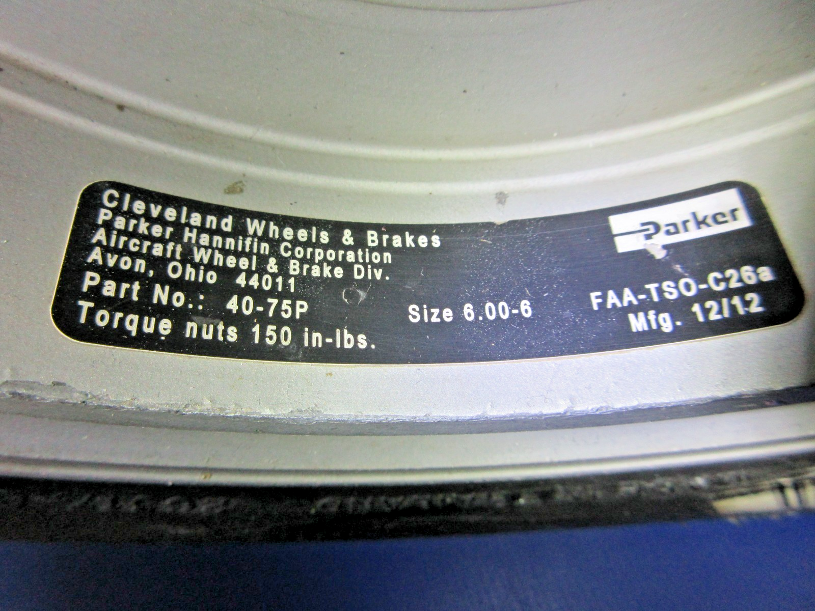 Cirrus / Cleveland 40-75P 6.00-6 Main Wheel w/Tire 15x6.00-6 (0326-20198
