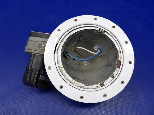 Cessna 310N RH Retractable Landing Light P/N G2905-2 TESTED WARRANTY (0626-1463)0