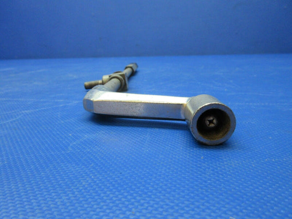 Cessna 172 / 172P Vertical Adjust Screw Assy P/N 0514027-21 (0924-1286)