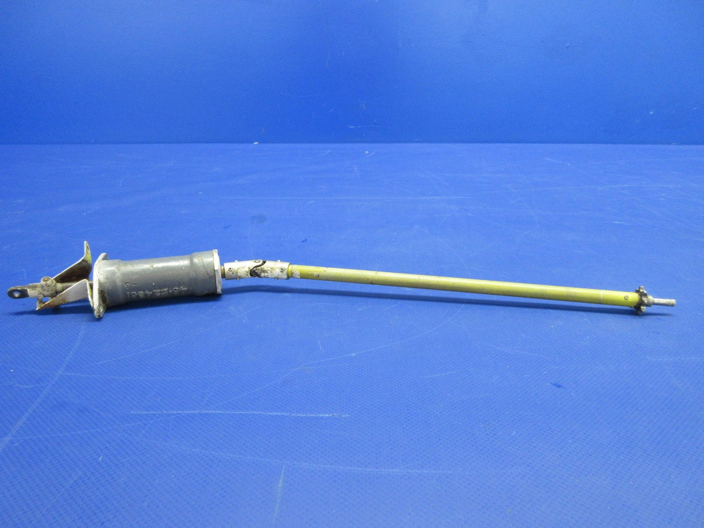 Beech D95A Travel Air Elevator Trim Tab Actuator LH P/N 45-524565-3 (0326-735)5