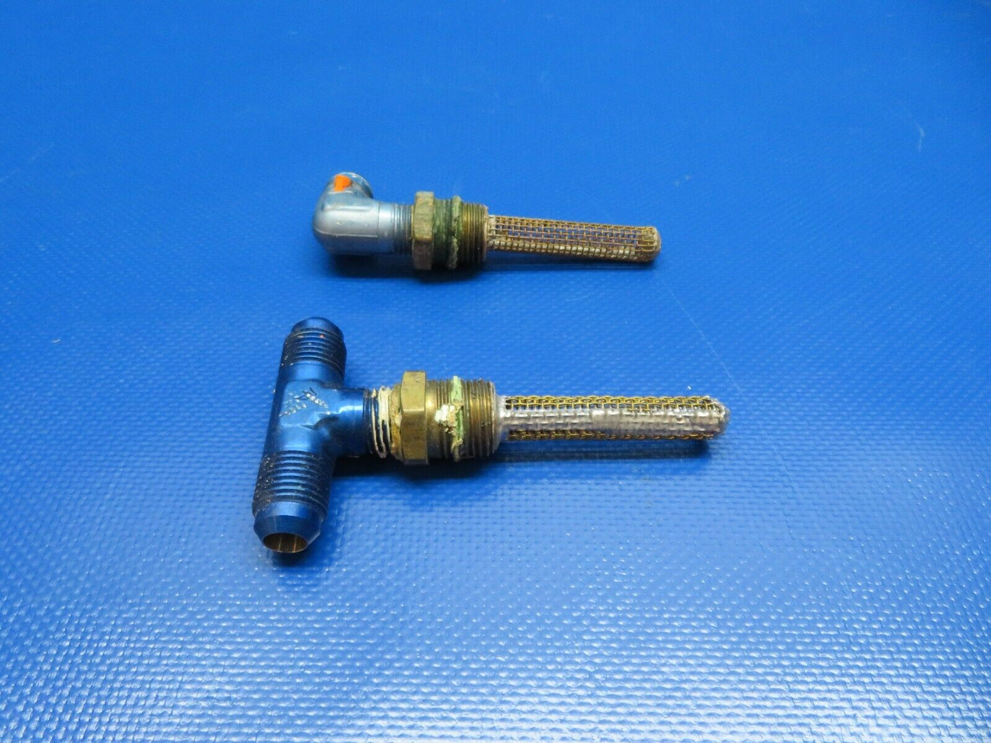 Aviation Fuel Finger Strainers 1-7/8" Long Screen 3/8" NPT LOT OF 4 (1124-183)