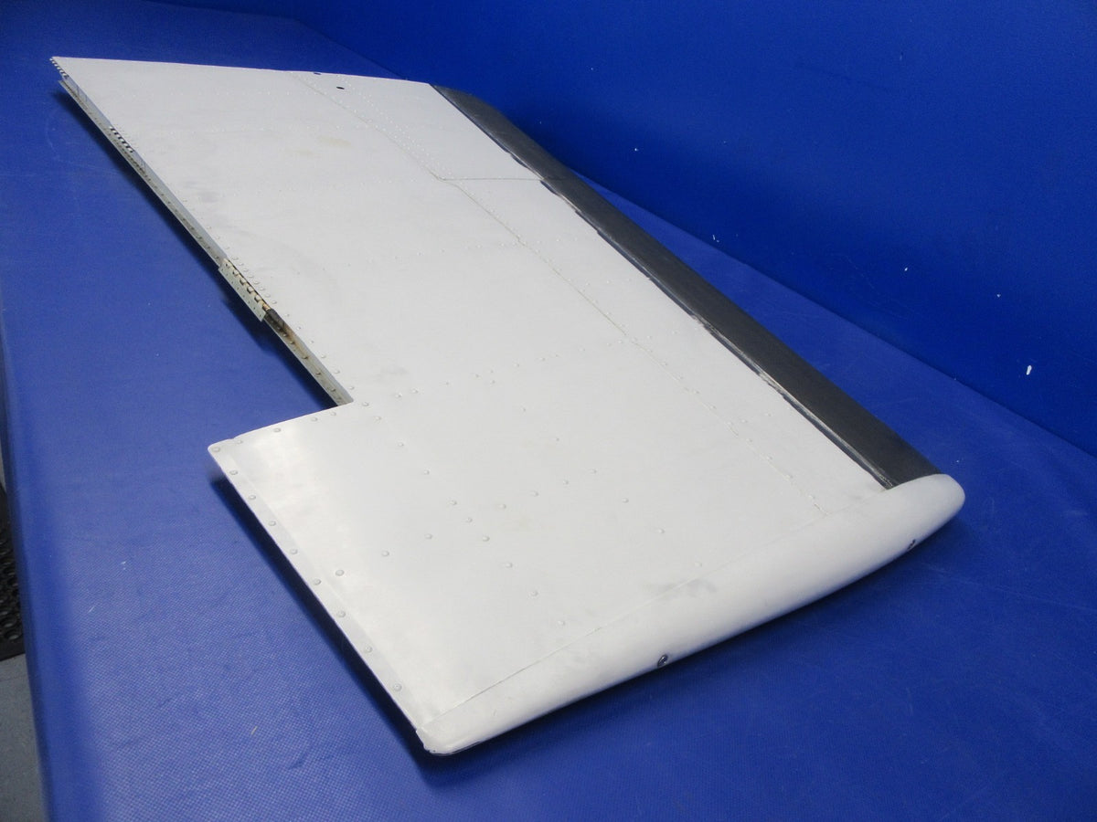 Piper PA-23-250 Aztec RH Stabilator P/N 16800-01 / 16800-001 (0626-05)3