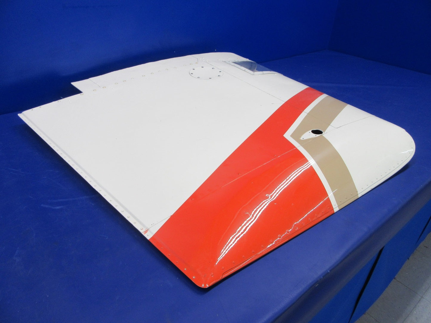 Beech 95 / D95A Travel Air LH Wing Tip P/N 95-170000-601 (0326-05)6