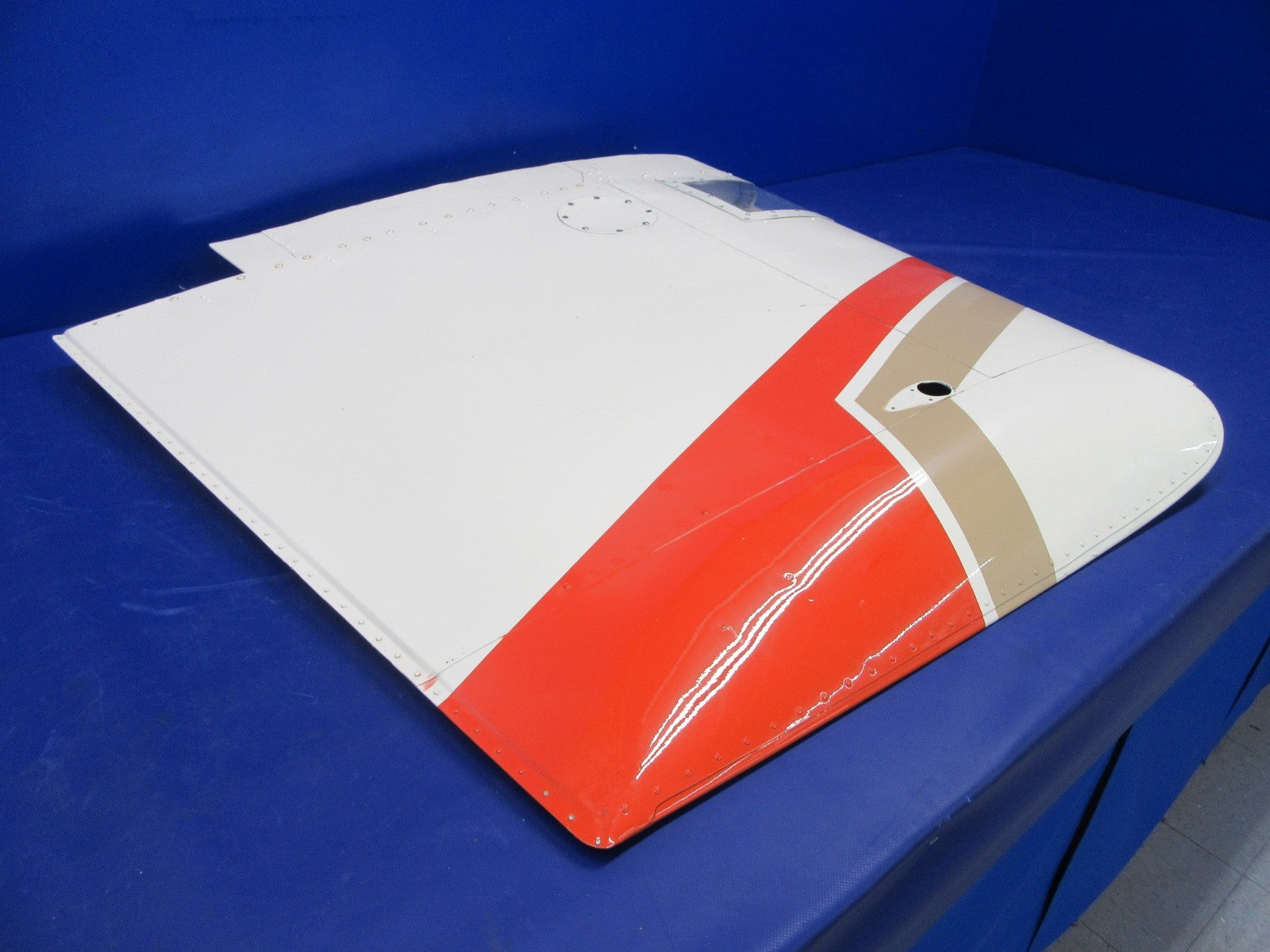 Beech 95 / D95A Travel Air LH Wing Tip P/N 95-170000-601 (0326-05)6