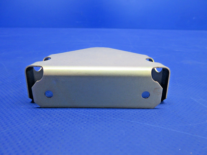 Cirrus SR20 / SR22 Vertical Spar Top Hinge P/N 20102-004 NOS (0326-991)7