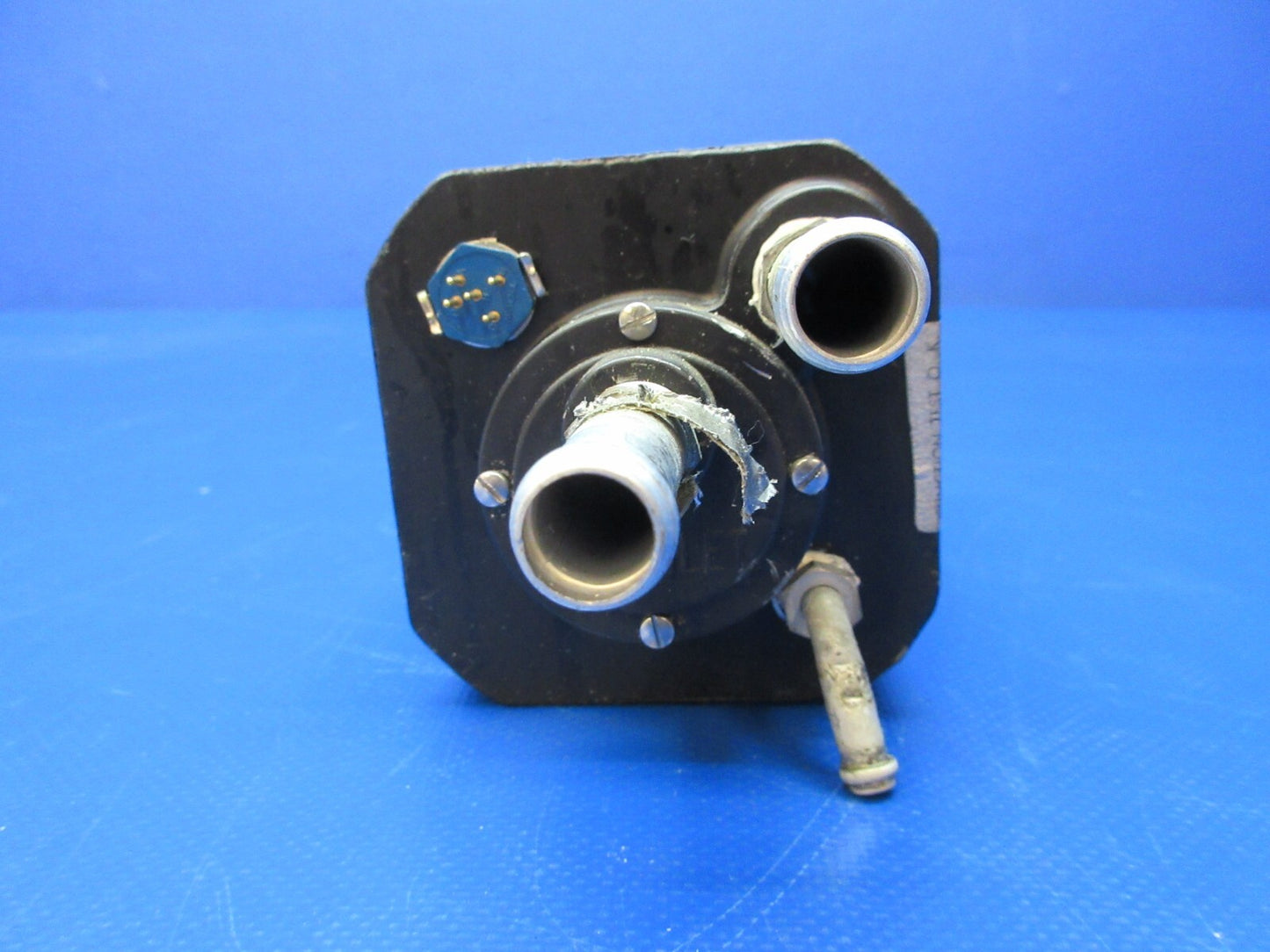 Aviation Instrument Attitude Indicator 300-18A P/N 504-0016-903 CORE (1224-1390)4