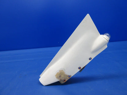 Piper PA-28-181 Archer Rudder Tip Assy With Tail Light P/N 99868-00 (0524-1053)