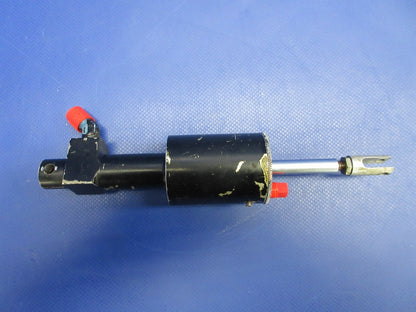 Cessna 310 / 310I Brake Master Cylinder P/N 0861710-5 (0326-878)1