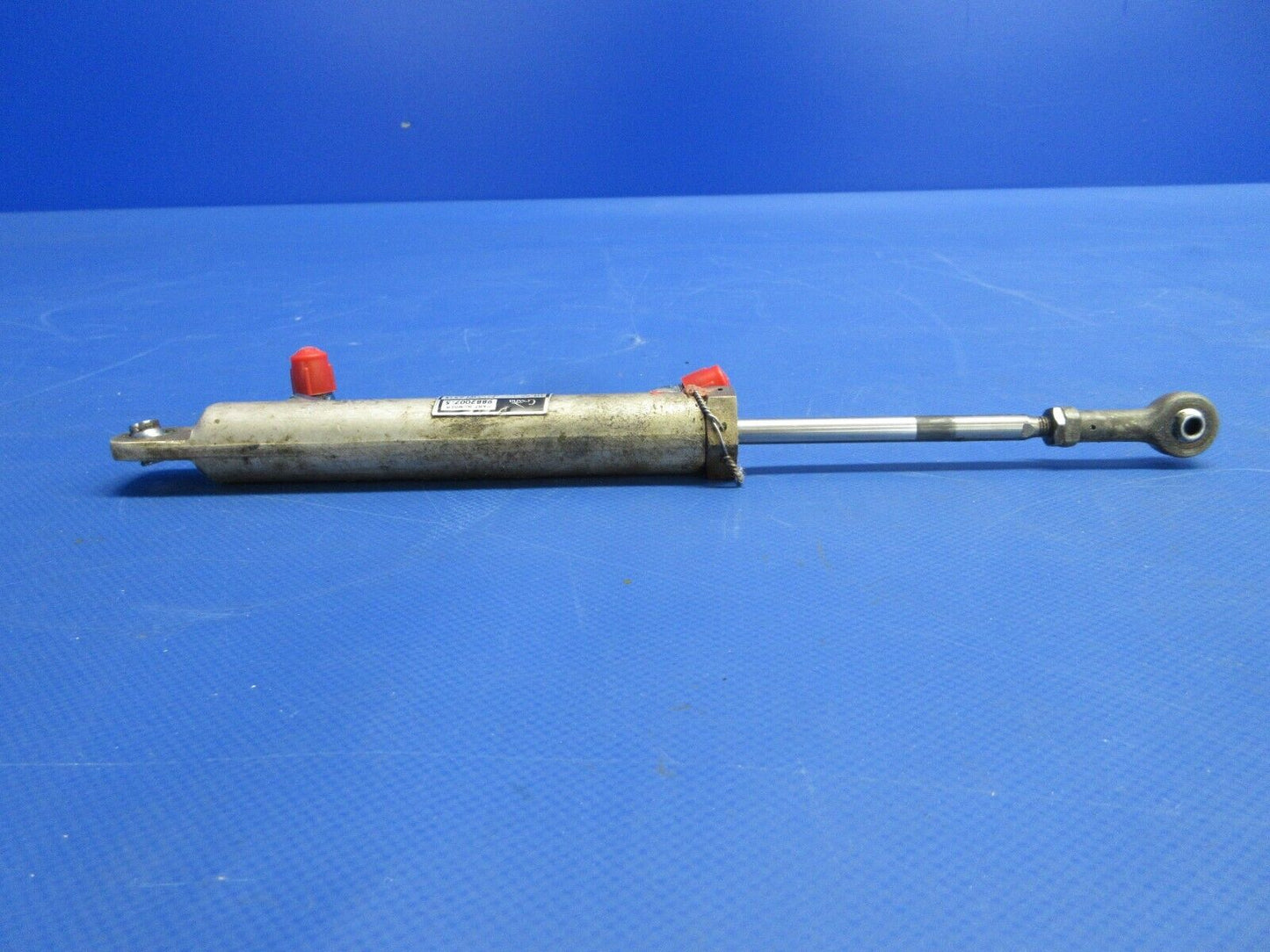 Cessna 337 / P337H Main Gear Strut Doors Actuator Assy P/N 9882007-5 (0724-1326)