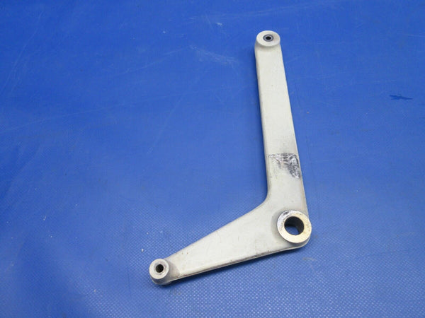 Cessna Seat Adjustment Pivot Bracket P/N 0514060-5 (0524-1377)