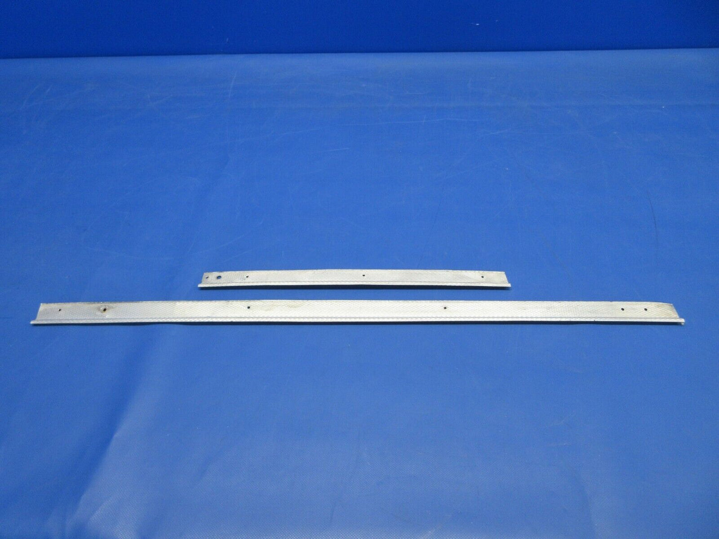 Piper PA-34-200T Seneca II Aft Cabin & Baggage Door Windlace (0924-2062)