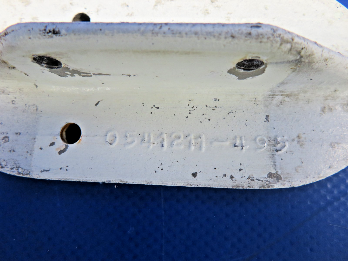 Cessna 172 Main Gear Cabin Step & Cover 0541211-1, 0541226-1 LOT OF 2 (0826-406)6