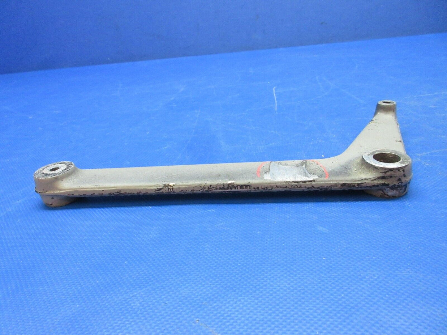 Cessna 172 / 172P Bracket Seat Pivot P/N 0514060-5