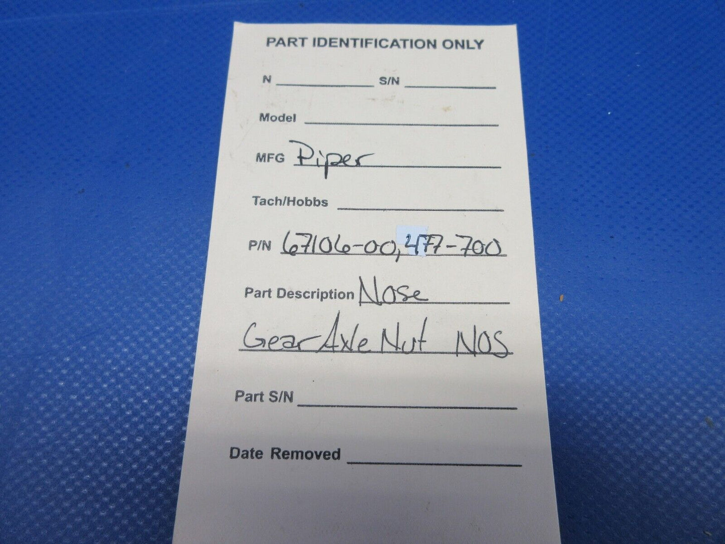 Piper Nose Gear Axle Nut P/N 67106-00, 477-700 NOS (0324-1318)