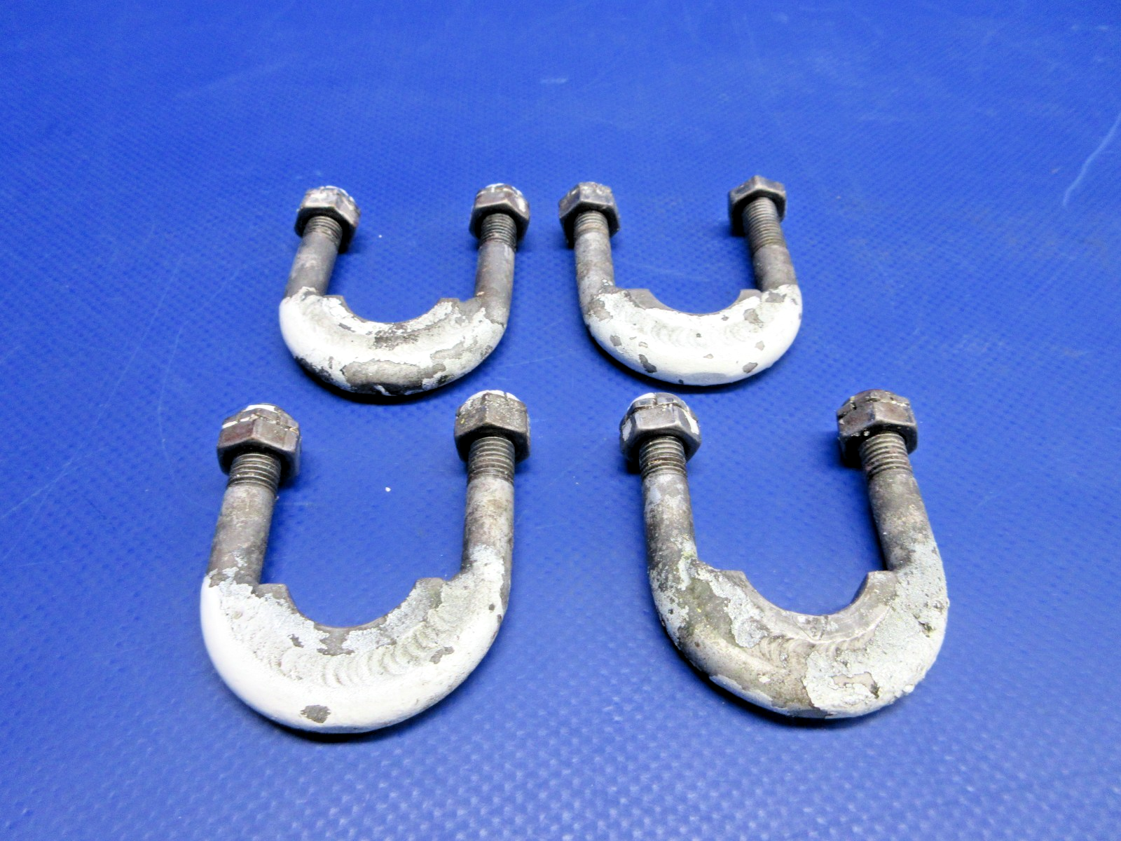 Cessna 310 / 310I Main Gear Shaft & Clamp Set P/N 0894000-9 (0326-890)6