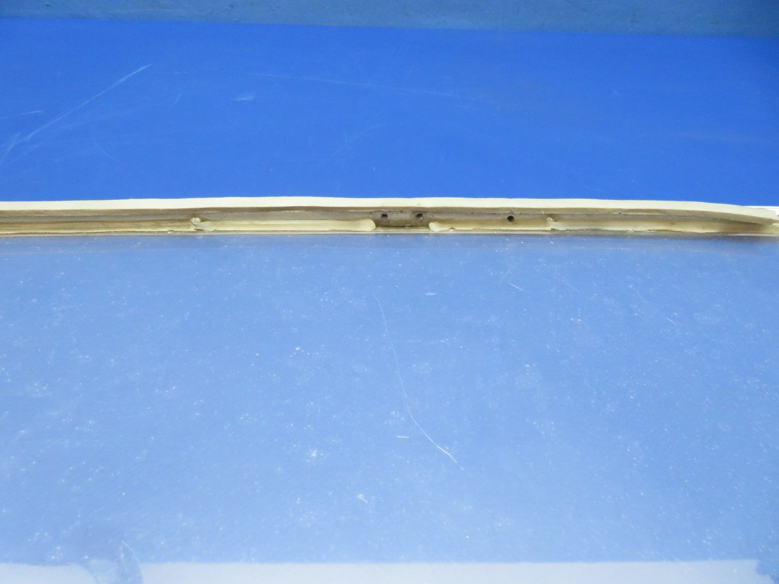 Cessna 140 RH Door Window P/N 0411181-1 (0326-114)11