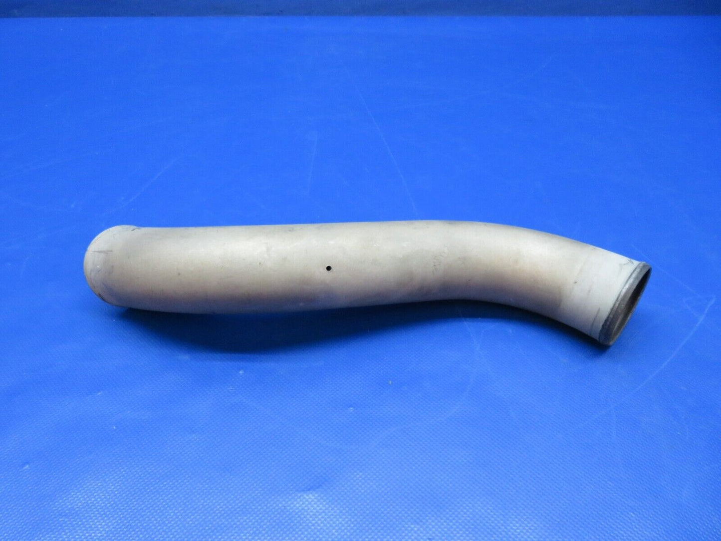 Continental Air Induction Tube P/N 642218 (1223-340)