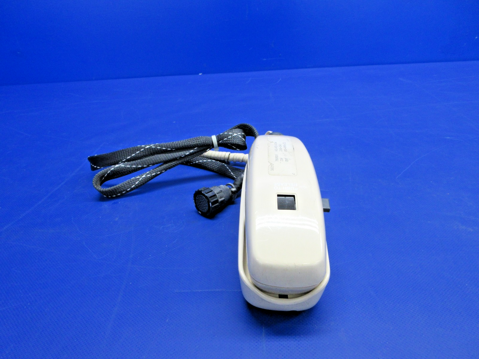 Allied Signal Flitefone Cabin Phone Control Unit 400-0123-110 (0426-770)9