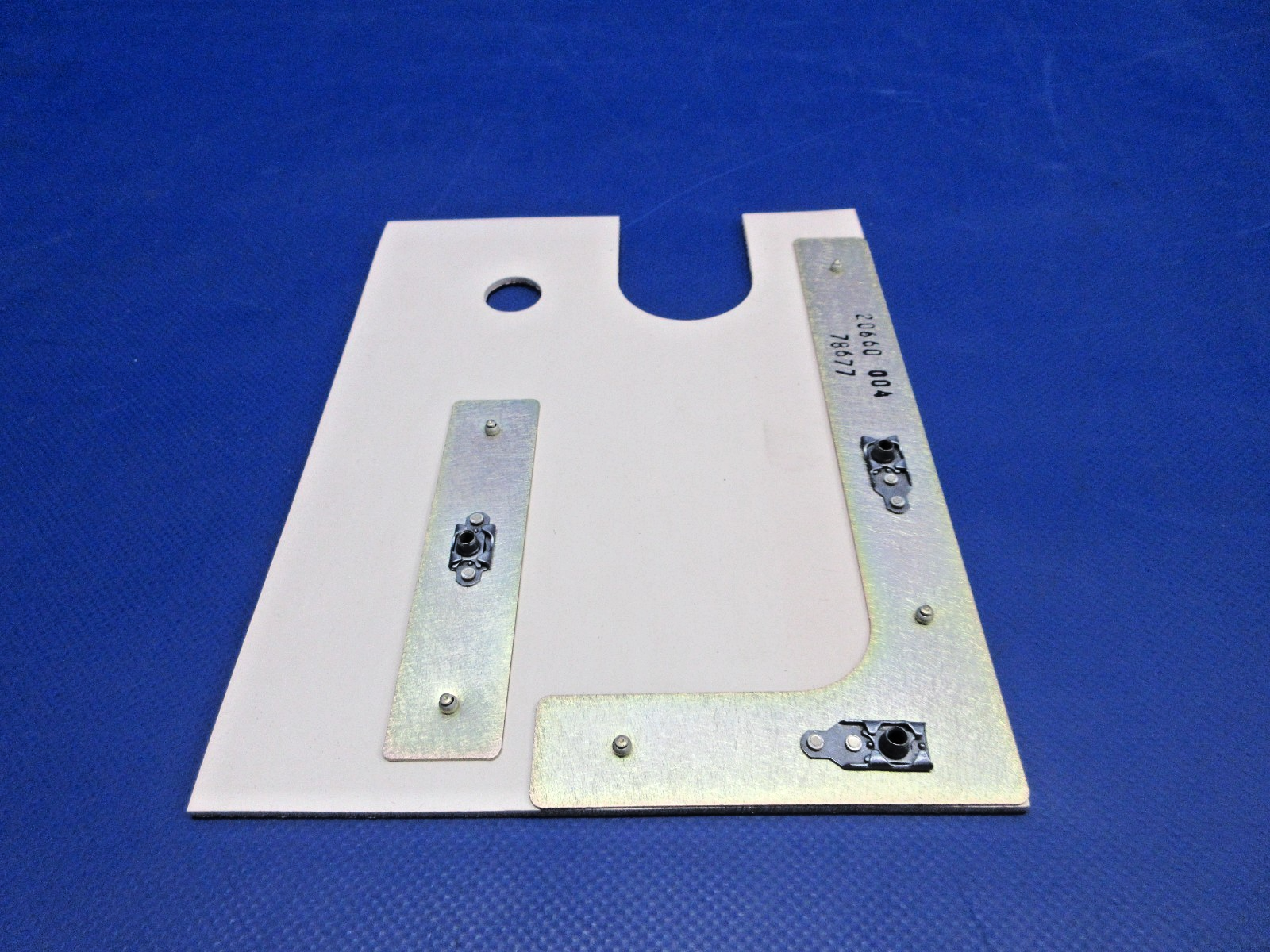 Cirrus SR20 / SR22 Nose Landing Gear FWD Seal P/N 20660-004 NOS (0426-739)12