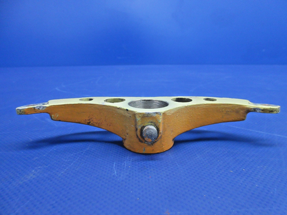 Beech 76 Duchess Rudder Bellcrank P/N 105-520036-1 (0526-844)8