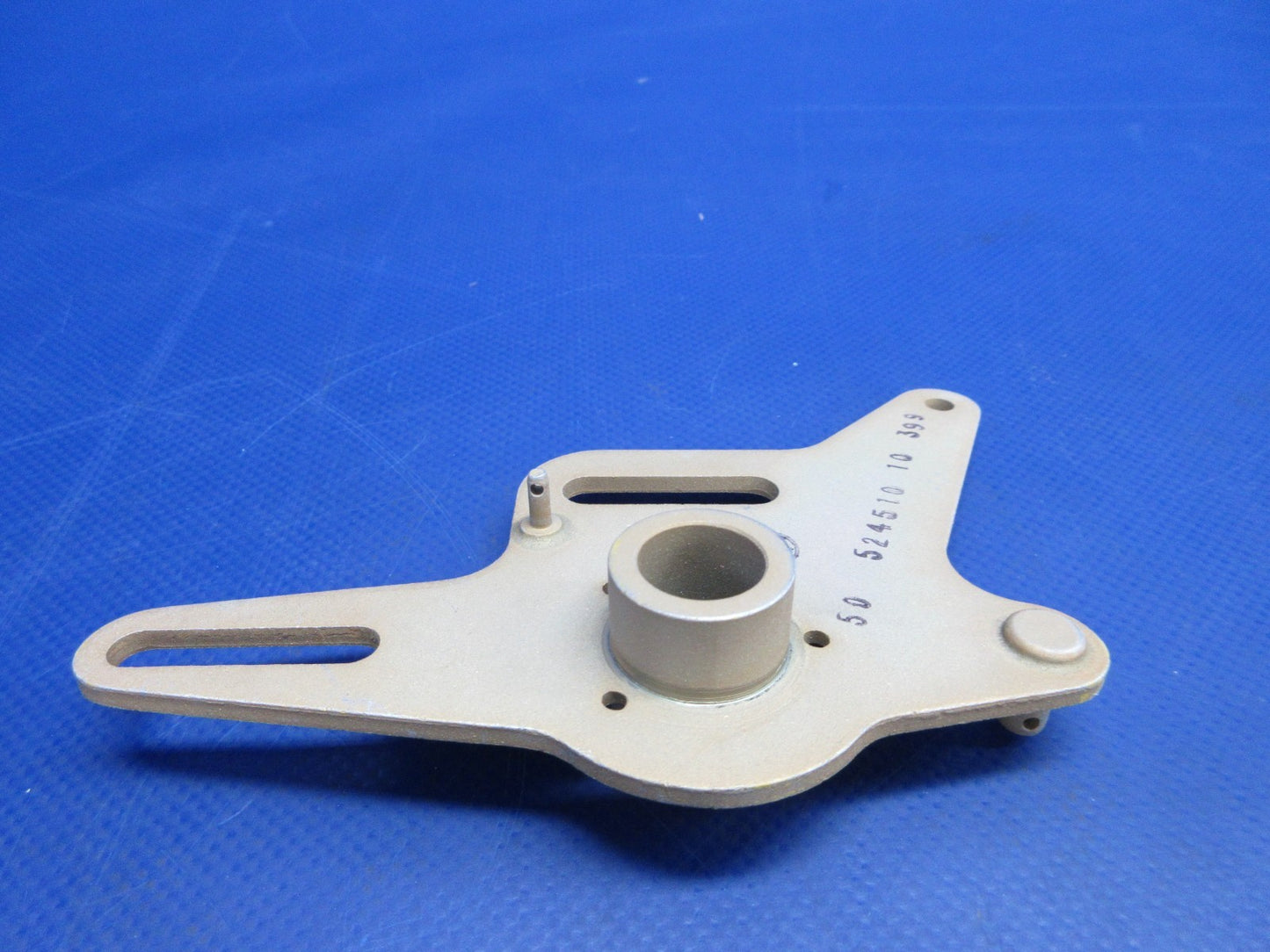 Beech RH Throttle Braze Arm w/8130 P/N 50-524510-10 NOS (0426-843)6