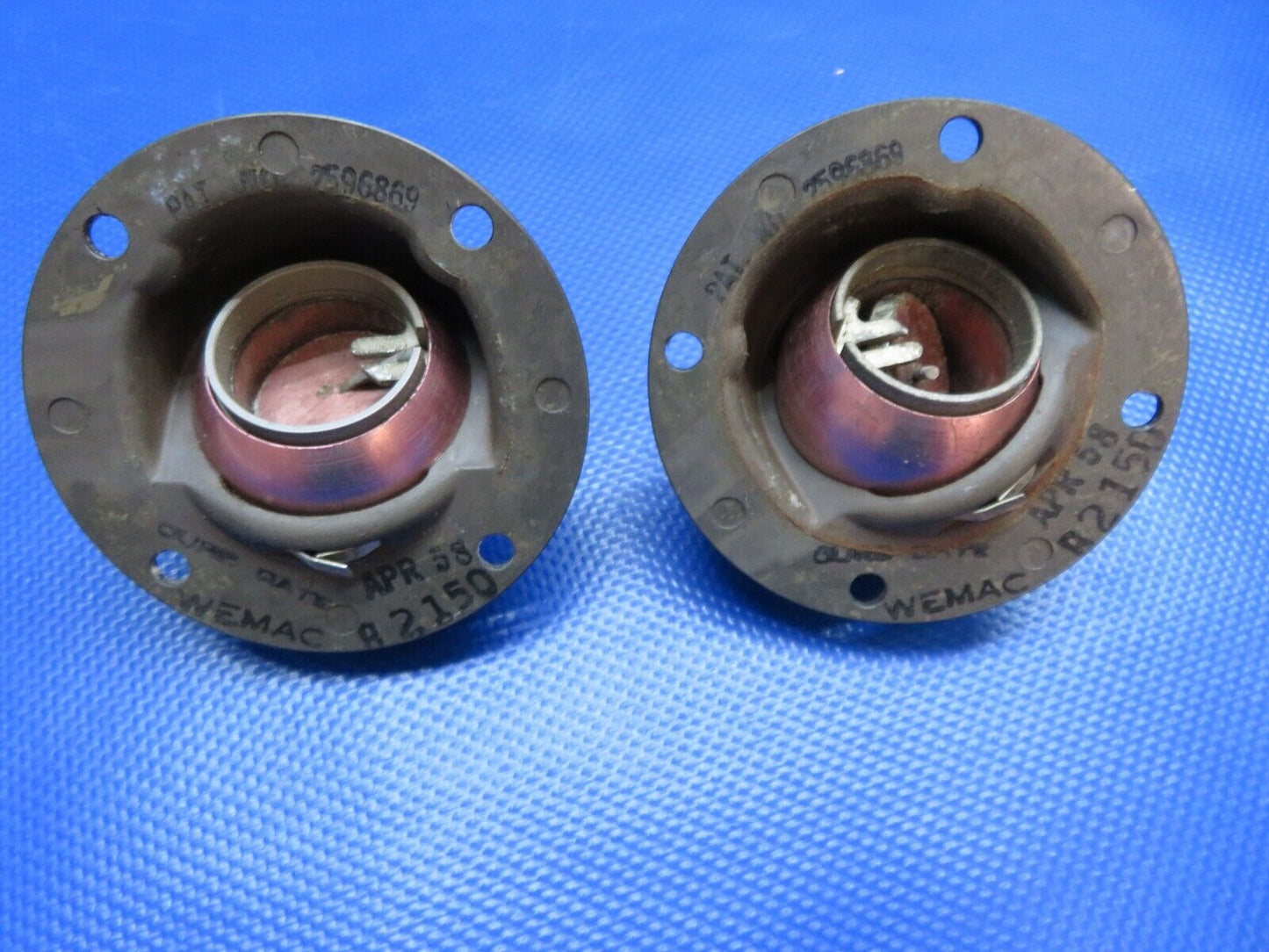 Early Cessna 310 / 310B Wemac Air Valve P/N B2150 LOT OF 2 (0624-1713)