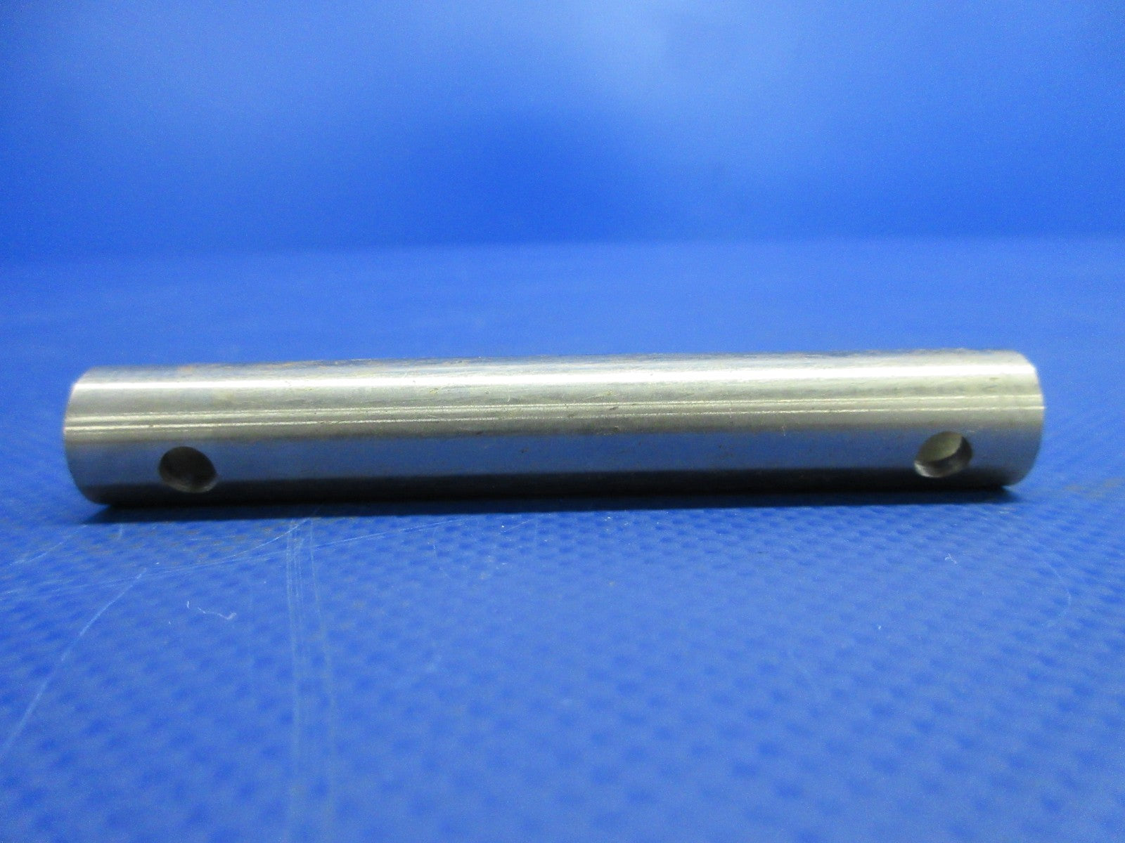 Cessna Control Yoke Shaft P/N 0411255 NOS (0326-1010)7