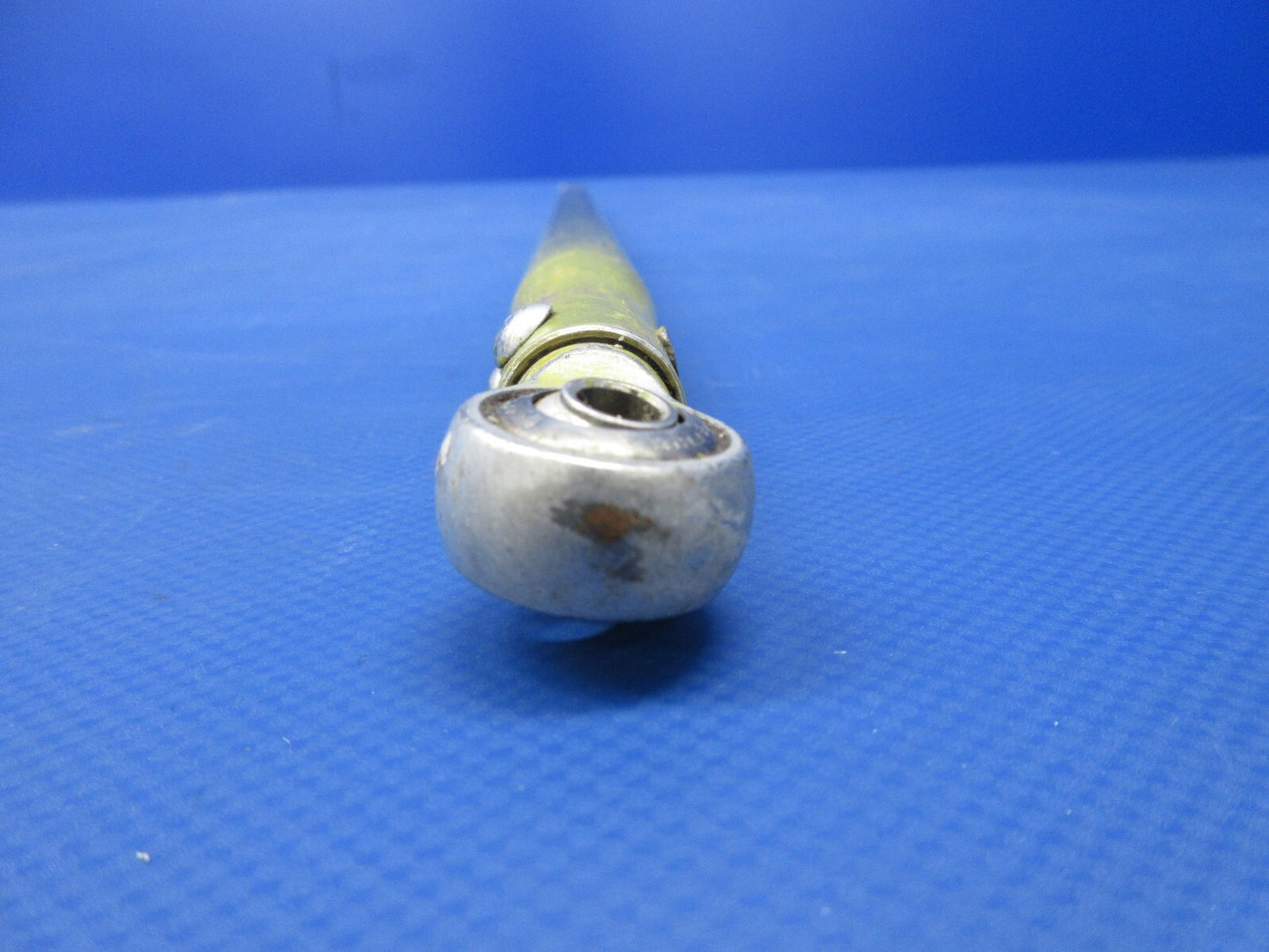 Bell 47J-2 Helicopter Lateral Cyclic Control Tube P/N 47-727-106-19 (1124-2034)3