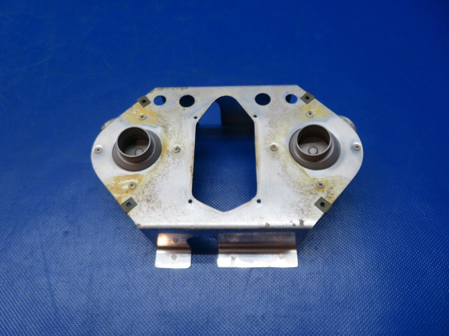 Mooney M20 / M20E Overhead Air Valves w/ Bracket P/N 640026 (0424-184)