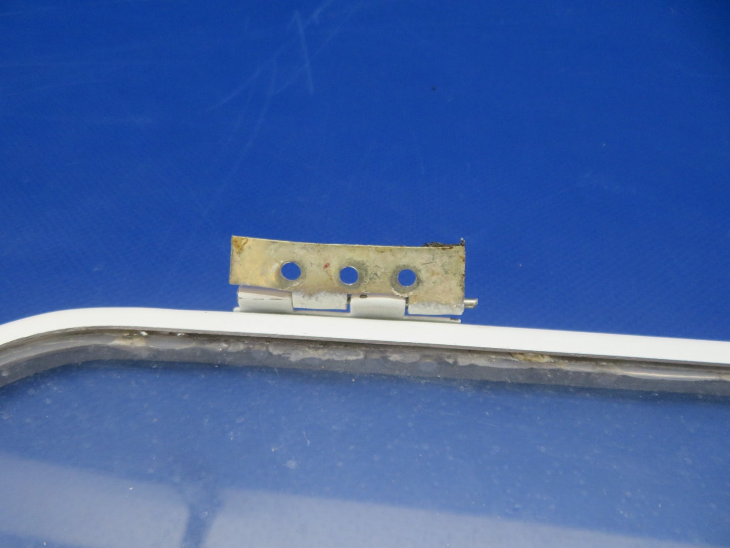Cessna 140 RH Door Window P/N 0411181-1 (0326-114)6