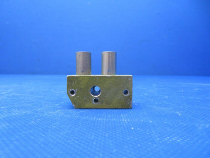 Piper PA-32RT Hydraulic Pressure Vacuum Head Block Heated 67743-002 (1024-177)