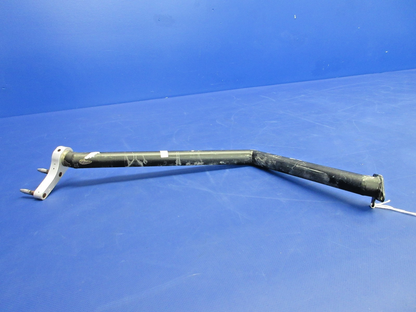 Diamond DA-40 LH Flap Torsion Tube P/N DA4-2753-25-00 (0926-826)7