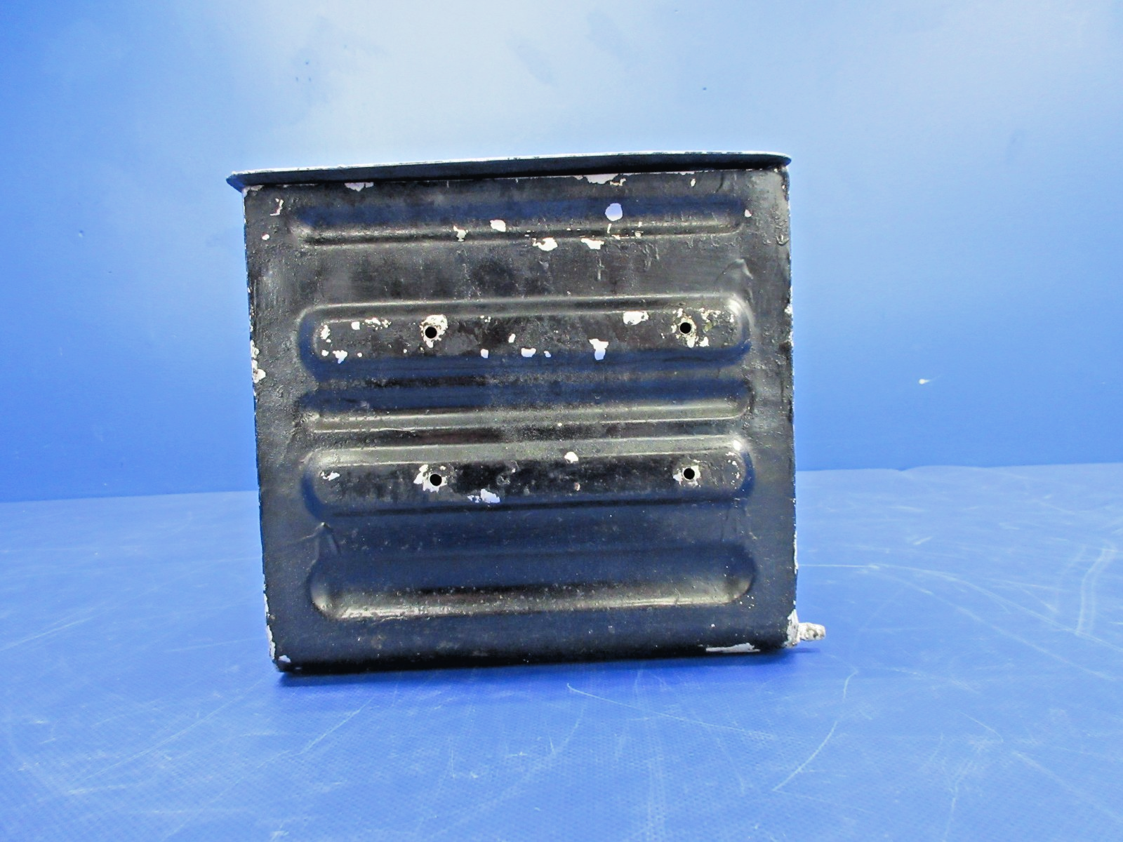 Cessna 310 / 310I Battery Box with Lid P/N 0822011-1 (0326-961)3