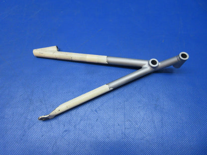 Cessna 177RG Cardinal Support Main Gear Door Actuator RH P/N 2041014-2 (0818-59)0