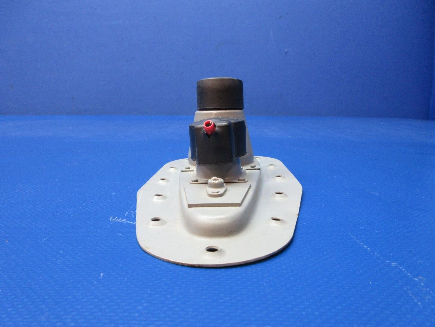 Grimes Navigation Light Base P/N D-8380-2 (1124-1400)3