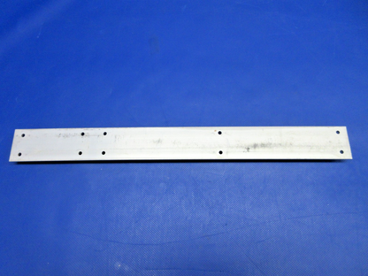 Beech D95A Travel Air LH/RH AFT Rear Seat Track P/N 95-420015-9 (0326-730)3